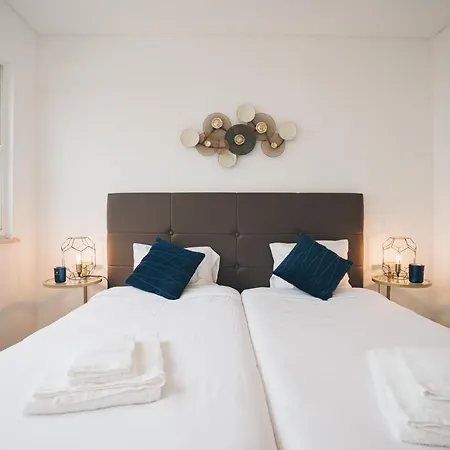 Purple Beach Villa Вилла Santa Barbara (Lisbon)